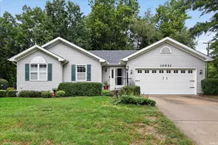 10021 Ashwood Forest Dr, Osceola, IN 46561 - Photo 1