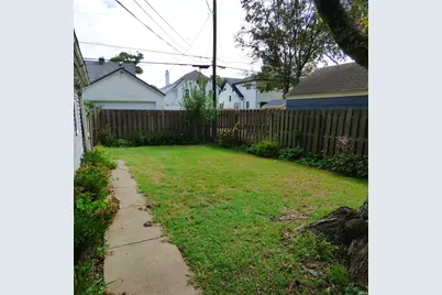 1110 N Saint Joseph Street, South Bend, IN 46617 - Photo 23