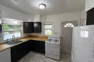 1320 E Beardsley Ave, Elkhart, IN 46514 - Photo 5