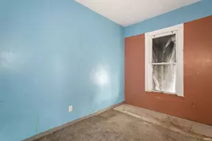 619 N Johnson St, South Bend, IN 46628 - Photo 9