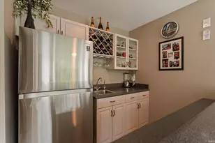 709 Bittersweet Cove Dr, Mishawaka, IN 46544 - Photo 25