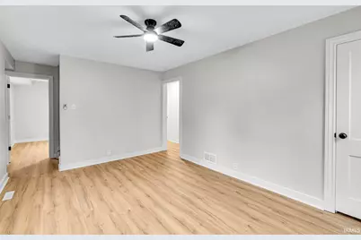 601 S Albert Street, South Bend, IN 46619 - Photo 3