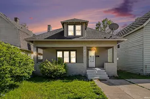 641 E 4th St, Mishawaka, IN 46544 - Photo 1