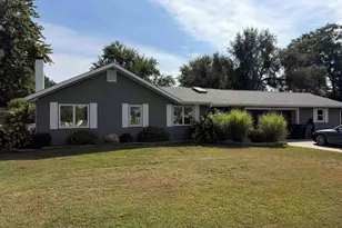 56450 Ellen Ave, Mishawaka, IN 46545 - Photo 1