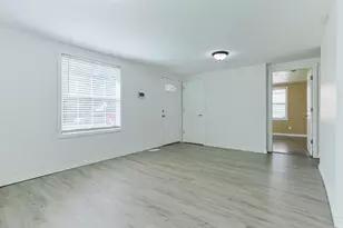 1101 Beale St, South Bend, IN 46616 - Photo 11