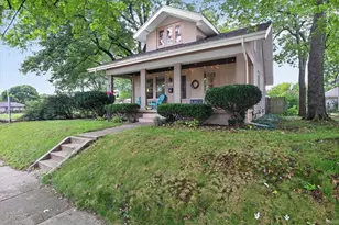 1315 S 33rd St, South Bend, IN 46615 - Photo 3