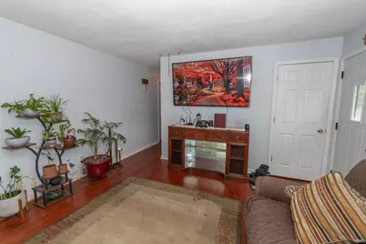 746 E 11th Street, Mishawaka, IN 46544 - Photo 5