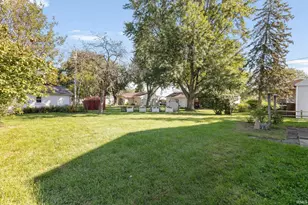 412 E Hively Ave, Elkhart, IN 46517 - Photo 27