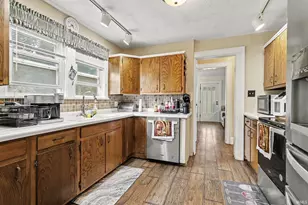 2412 Miami St, South Bend, IN 46614 - Photo 7