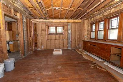 1109 Diamond Avenue, South Bend, IN 46628 - Photo 13