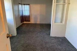 1521 E Lincolnway Way, Mishawaka, IN 46544 - Photo 9