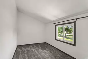 51081 Winding Waters Ln, Elkhart, IN 46514 - Photo 17