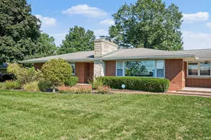 55912 Riverdale Dr, Elkhart, IN 46514 - Photo 3