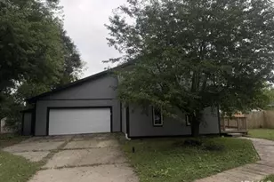 520 Downey Ave, Mishawaka, IN 46544 - Photo 1