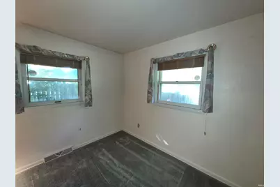 19282 Marion Avenue, South Bend, IN 46637 - Photo 17