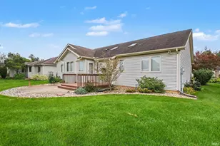 17829 Bay Hill Dr, South Bend, IN 46635 - Photo 23