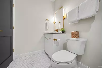 628 N Notre Dame Avenue, South Bend, IN 46617 - Photo 25