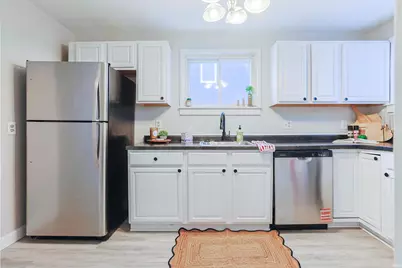811 E Ewing Avenue, South Bend, IN 46613 - Photo 11