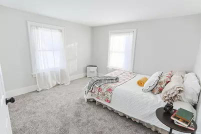 811 E Ewing Avenue, South Bend, IN 46613 - Photo 17