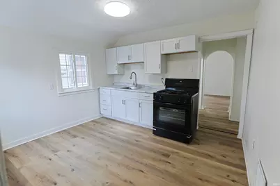 209 E 6th Street, Mishawaka, IN 46544 - Photo 27