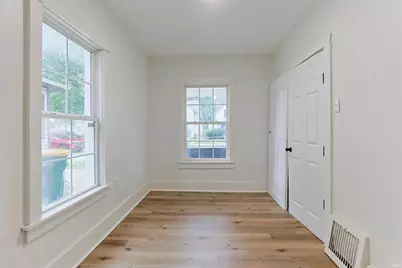 209 E 6th Street, Mishawaka, IN 46544 - Photo 15