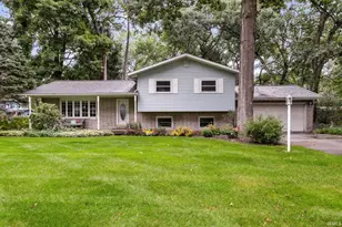 53332 Oakton Dr, South Bend, IN 46635 - Photo 1