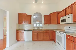 18131 N Cloverleaf Dr, South Bend, IN 46637 - Photo 7