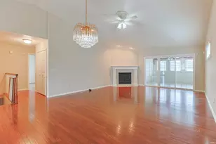18131 N Cloverleaf Dr, South Bend, IN 46637 - Photo 11