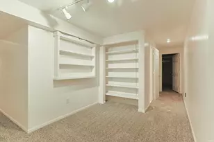 18131 N Cloverleaf Dr, South Bend, IN 46637 - Photo 37