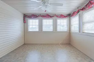 18131 N Cloverleaf Dr, South Bend, IN 46637 - Photo 17