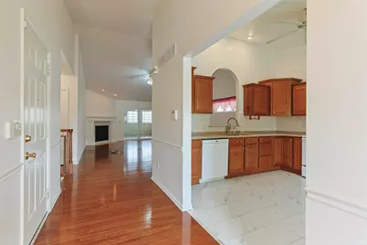 18131 N Cloverleaf Drive, South Bend, IN 46637 - Photo 5