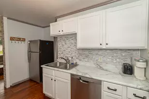 2109 Panama St, Mishawaka, IN 46544 - Photo 9