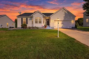 18121 Lisbon Dr, South Bend, IN 46637 - Photo 1