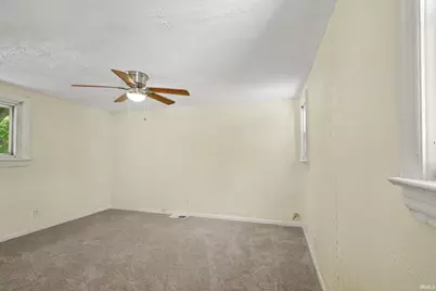 2433 Hollywood Place, South Bend, IN 46616 - Photo 11