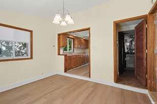 2433 Hollywood Pl, South Bend, IN 46616 - Photo 5