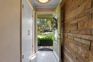 19065 Oakmont N Dr, South Bend, IN 46637 - Photo 5