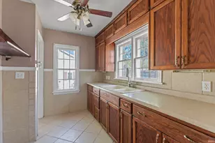 413 Tonti St, South Bend, IN 46617 - Photo 11