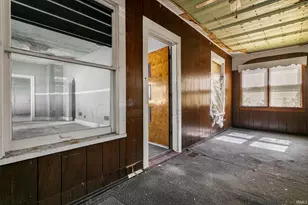 502 S Bendix Dr, South Bend, IN 46619 - Photo 13