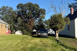 1622 Johnson St, South Bend, IN 46628 - Photo 1