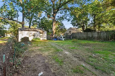 1722 Obrien Street, South Bend, IN 46628 - Photo 3