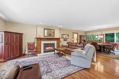 13705 Old Creek Court, Mishawaka, IN 46545 - Photo 5