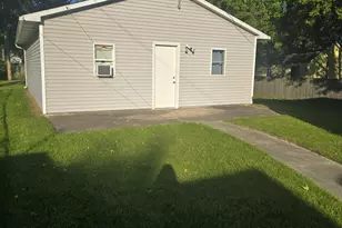 921 Carlton St, Mishawaka, IN 46544 - Photo 17