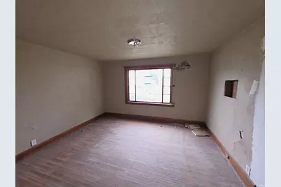 518 Johnson Street, South Bend, IN 46628 - Photo 5