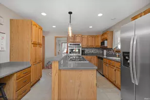 27240 Quinn Rd, North Liberty, IN 46554 - Photo 7