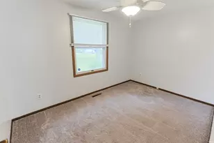 57191 Pinewood Dr, South Bend, IN 46619 - Photo 21