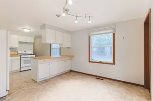 57191 Pinewood Dr, South Bend, IN 46619 - Photo 11