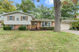1608 Greenbrier Dr, Elkhart, IN 46514 - Photo 1