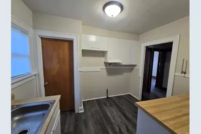 1202 J Johnson Street, South Bend, IN 46628 - Photo 7