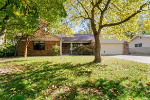 326 Terry Ln, Mishawaka, IN 46544 - Photo 1