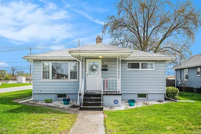 1923 E 4th Street, Mishawaka, IN 46544 - Photo 1